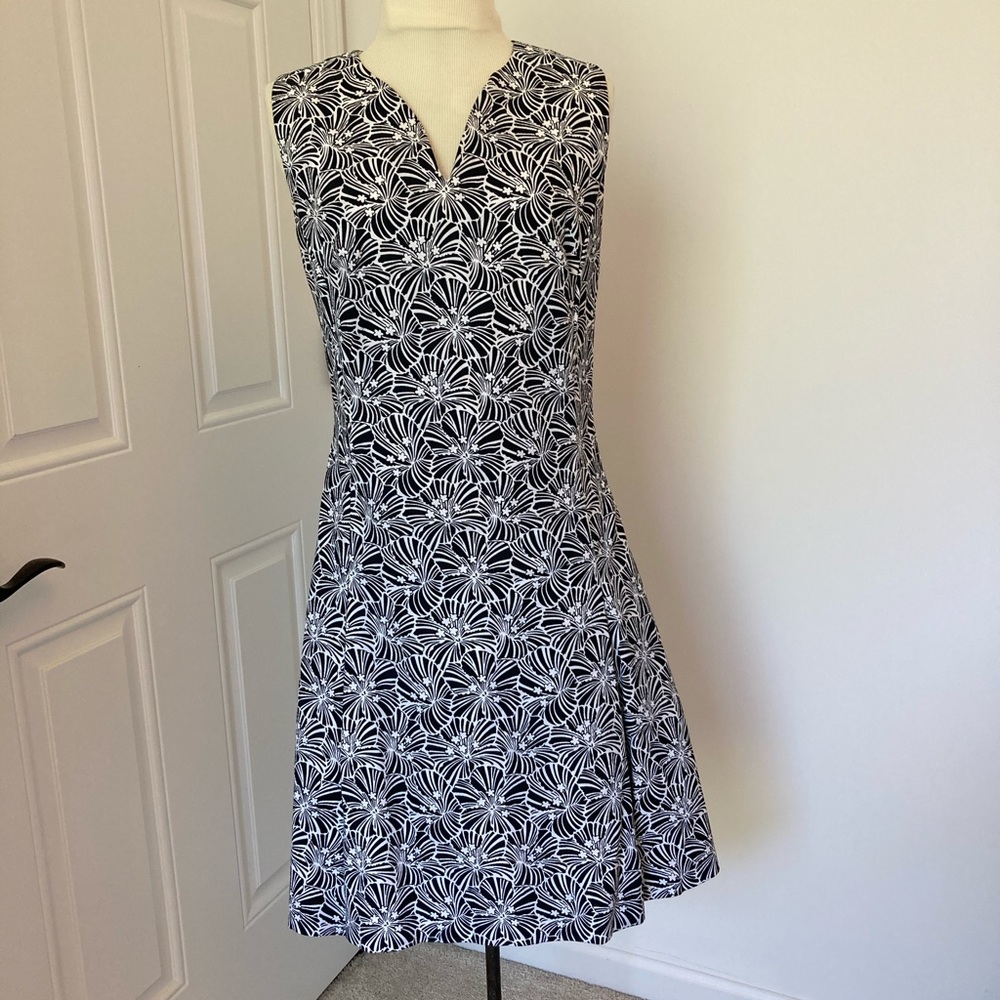 Brooks Brothers black and white floral pleated dress